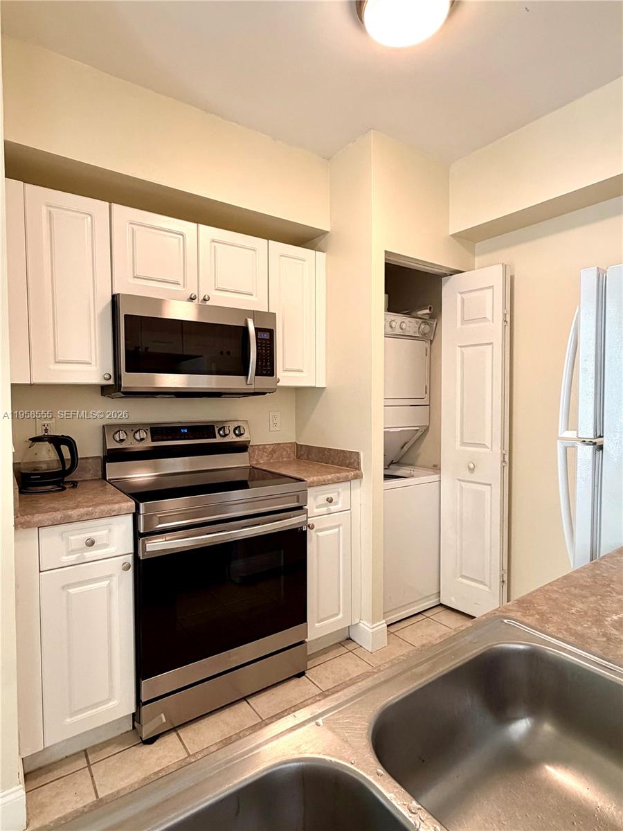 image Porto Bellagio Condo6