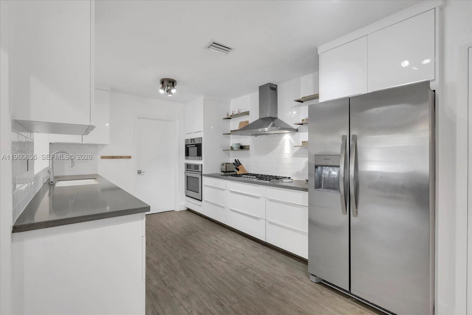 8100 SW 92nd Ct Miami, FL 33173