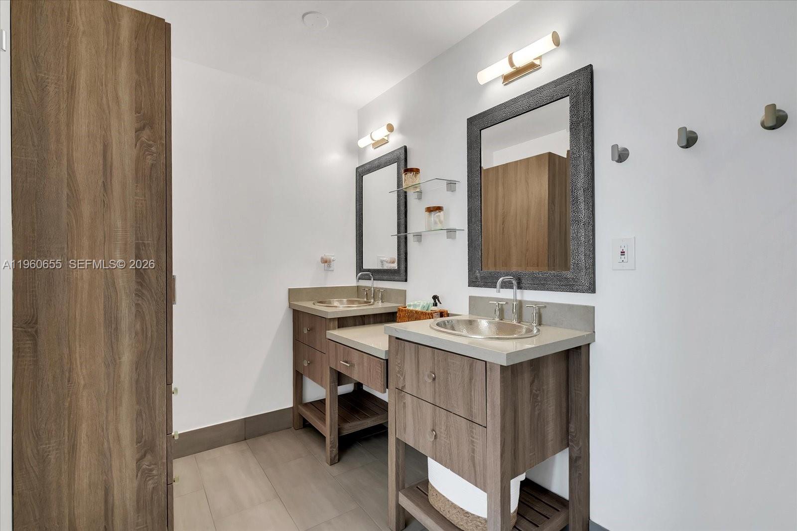 8100 SW 92nd Ct Miami, FL 33173