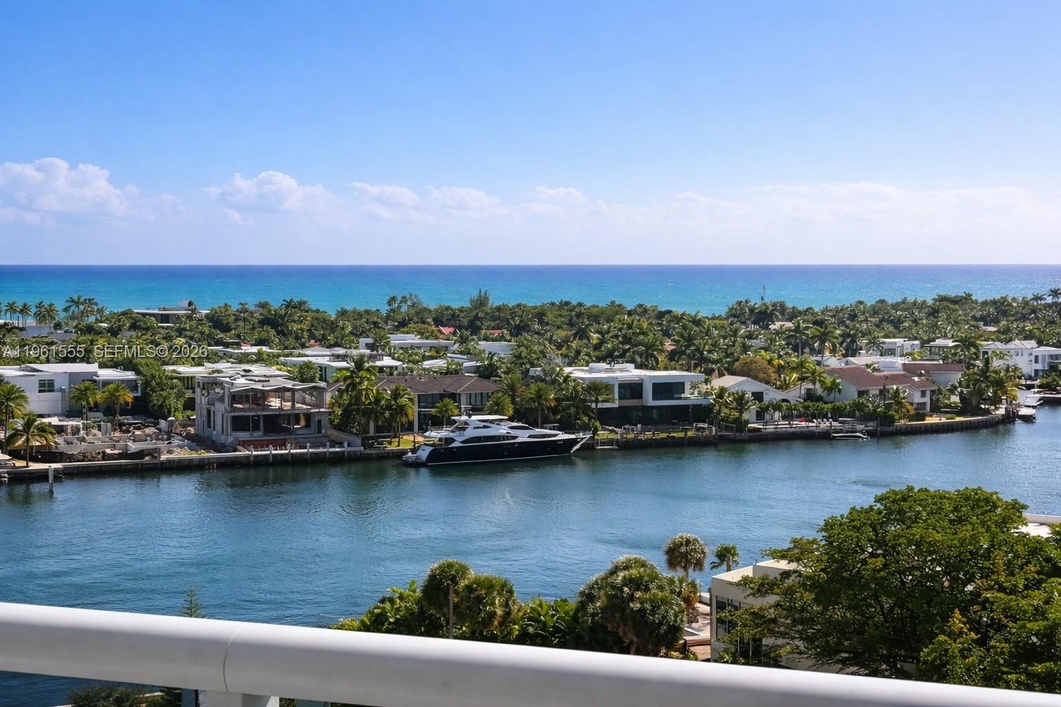 20505 E Country Clb Dr #1037