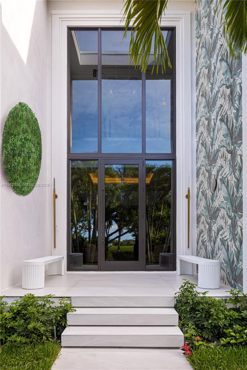 2499 N Meridian Ave Miami Beach, FL 33140