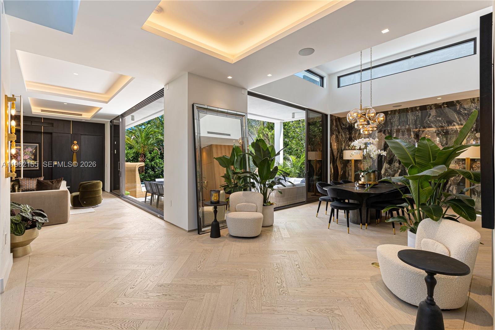 2499 N Meridian Ave Miami Beach, FL 33140