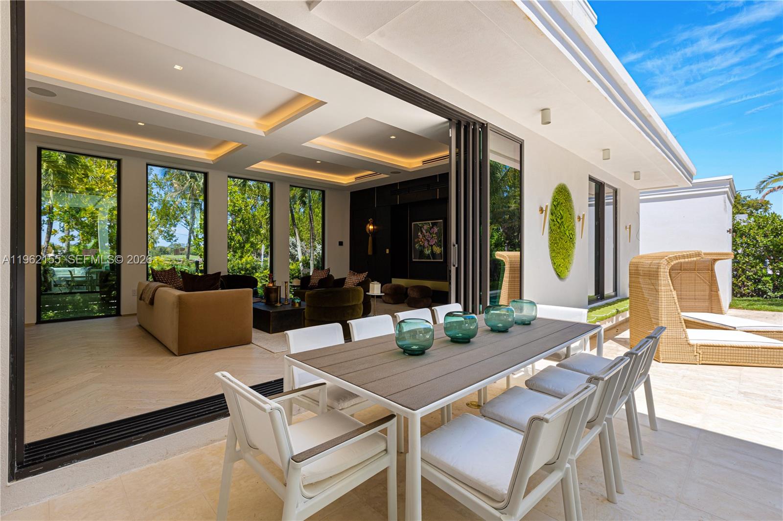 2499 N Meridian Ave Miami Beach, FL 33140