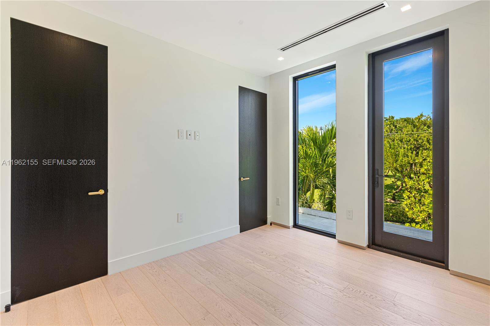 2499 N Meridian Ave Miami Beach, FL 33140