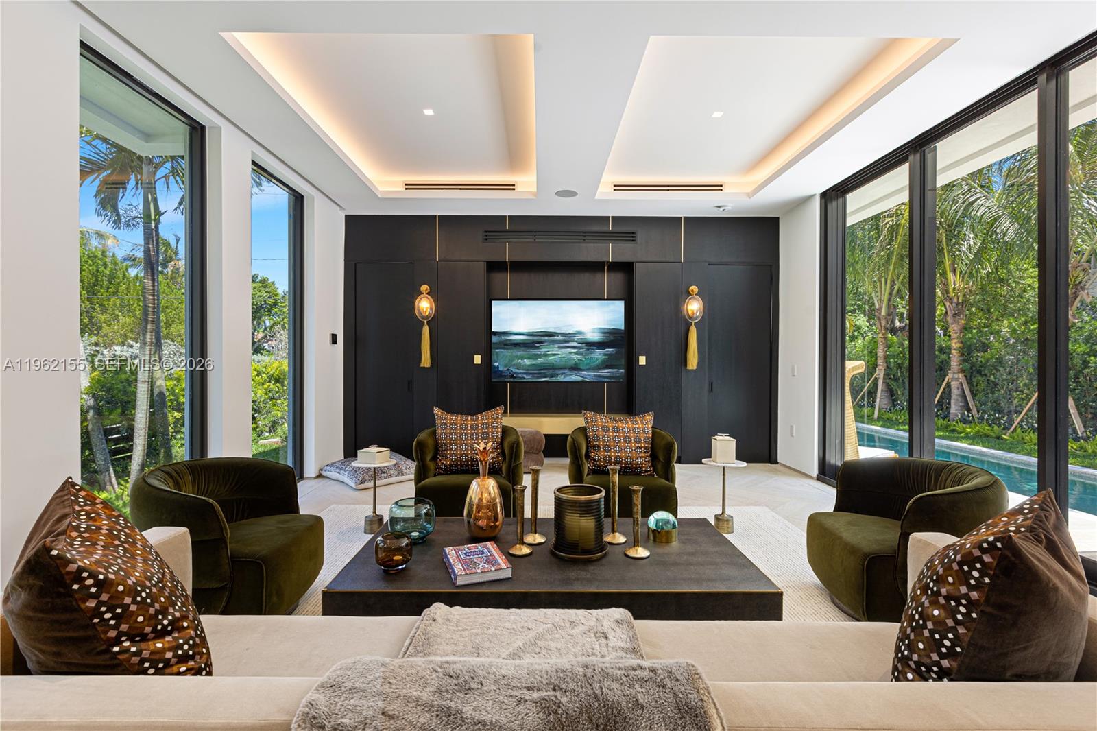 2499 N Meridian Ave Miami Beach, FL 33140