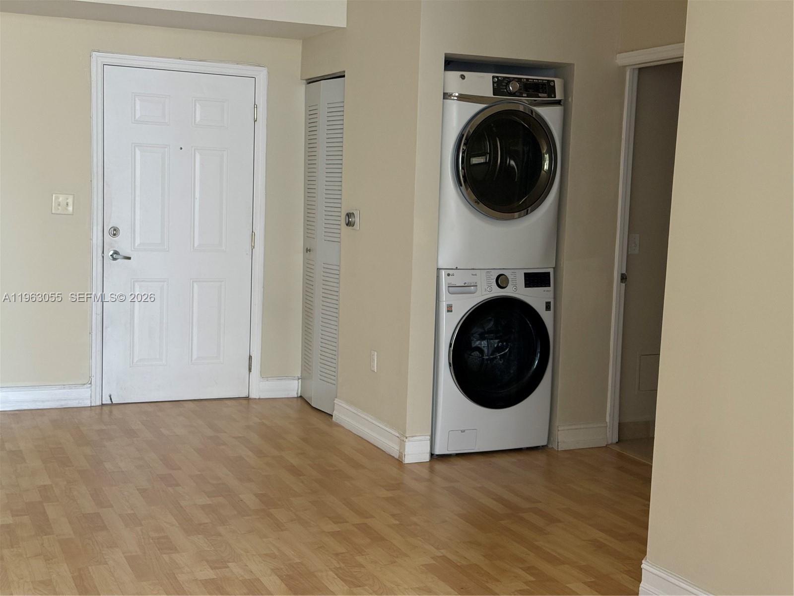 1 Glen Royal Pkwy #1210 Miami, FL 33125