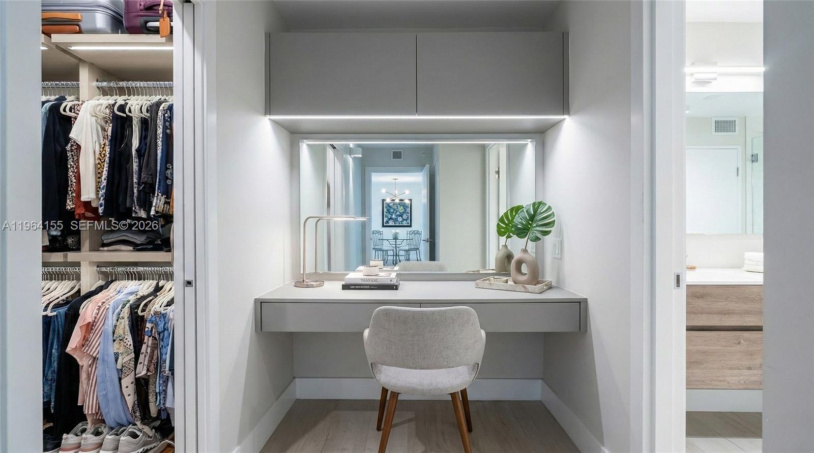 170 Ocean Ln Dr #403 Key Biscayne, FL 33149