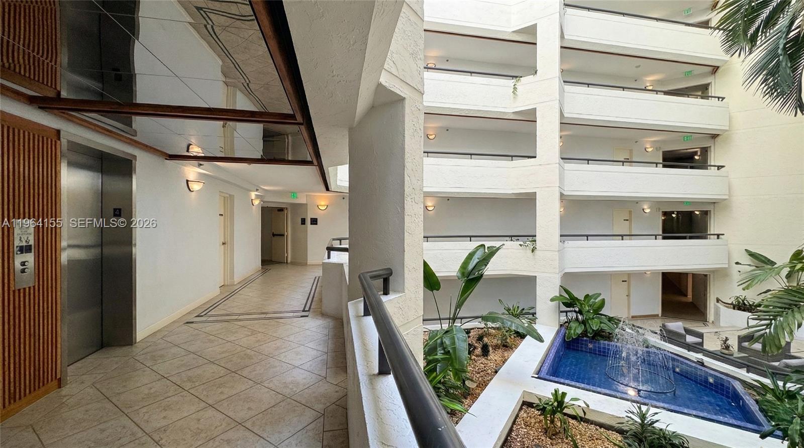 170 Ocean Ln Dr #403 Key Biscayne, FL 33149