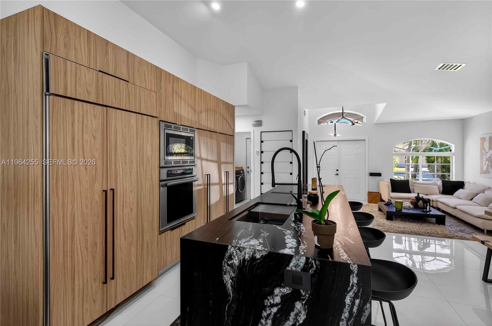 160 SW 206th Ave Pembroke Pines, FL 33029