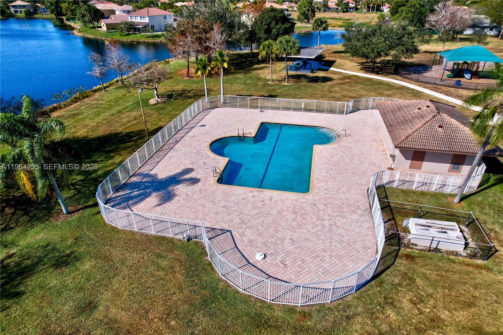 160 SW 206th Ave Pembroke Pines, FL 33029