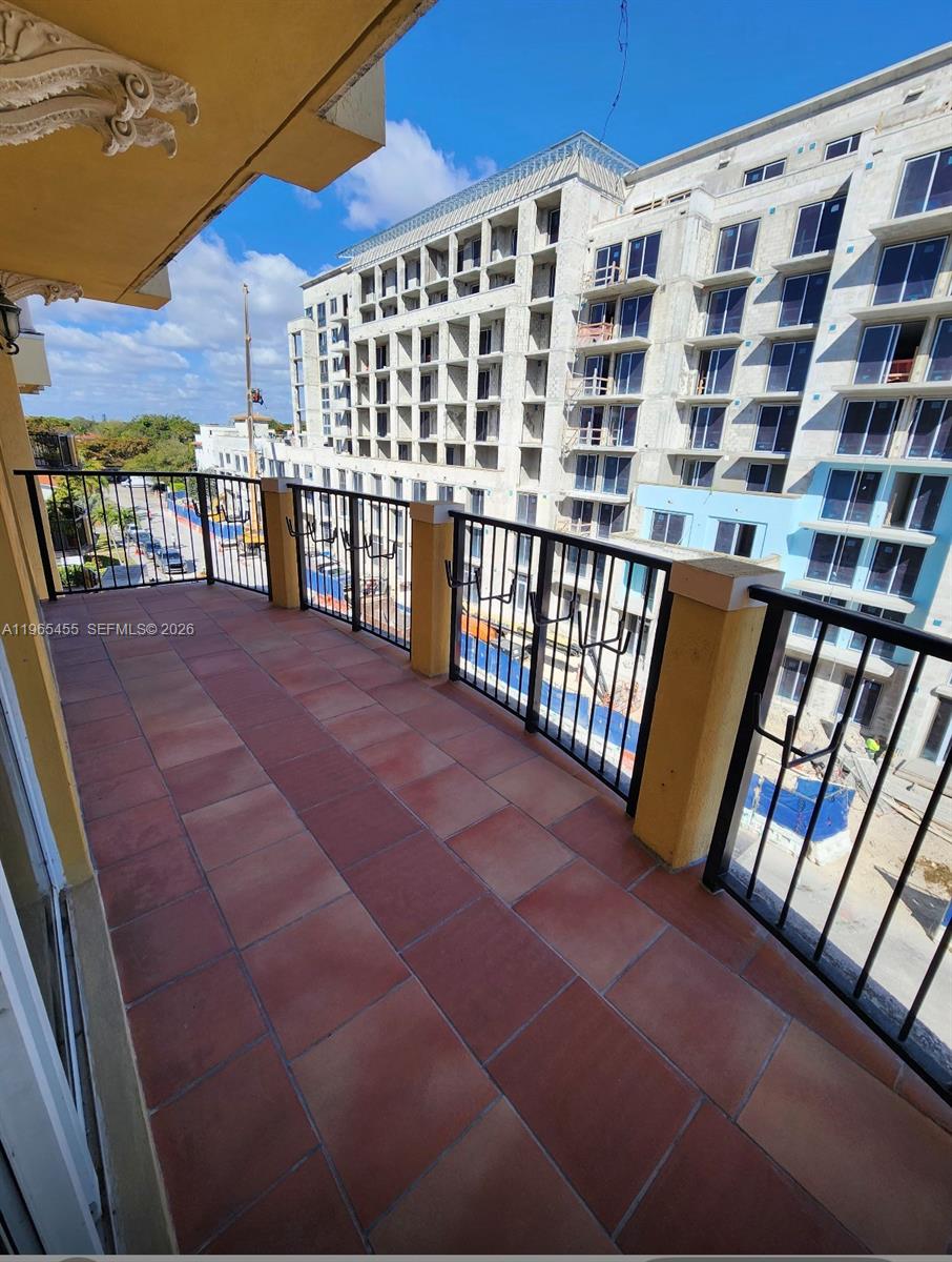 322 Madeira Ave #503 Coral Gables, FL 33134