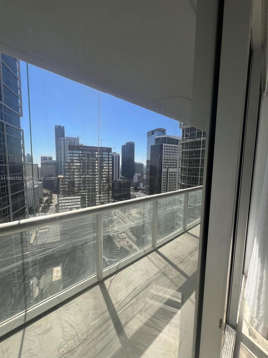 image Icon Brickell I18