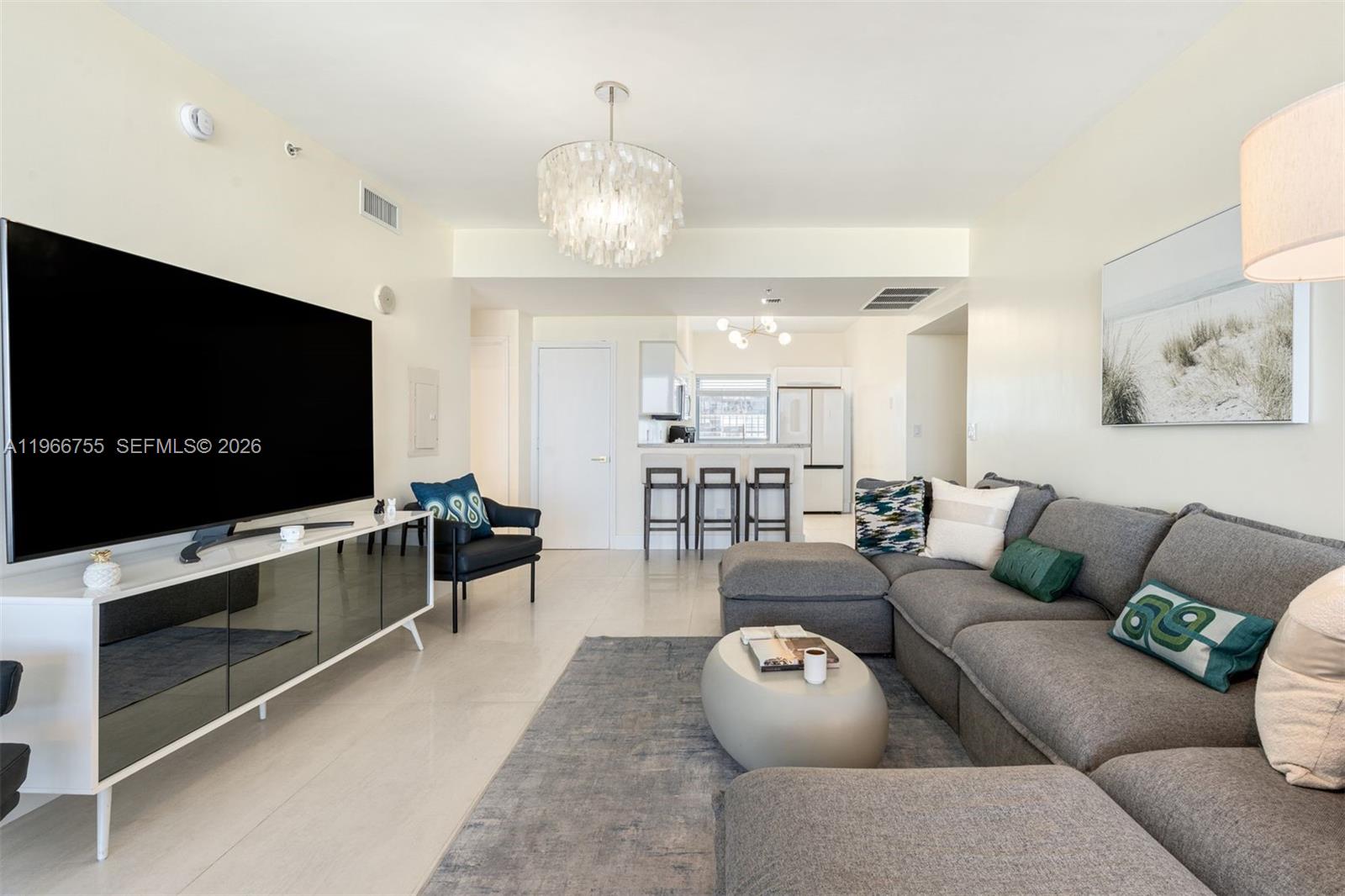 image Blue on the Bay1