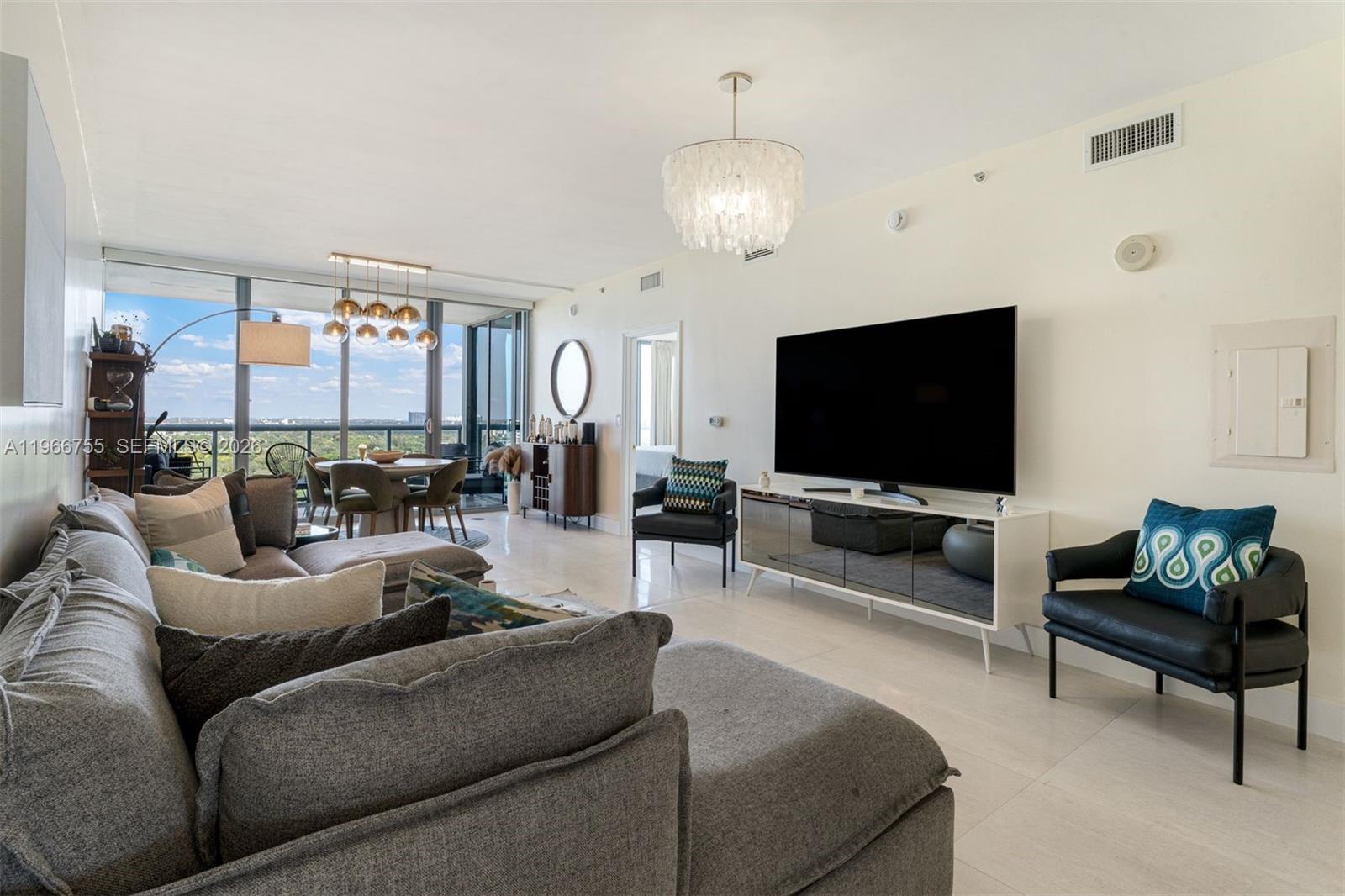 image Blue on the Bay2