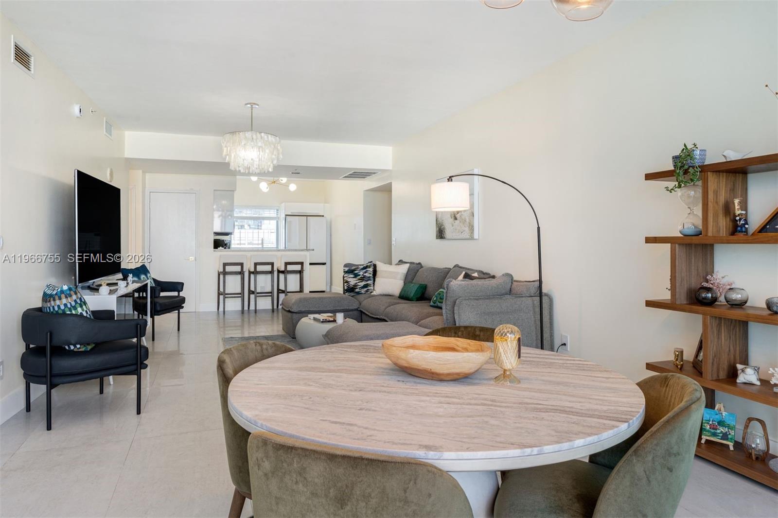 image Blue on the Bay6