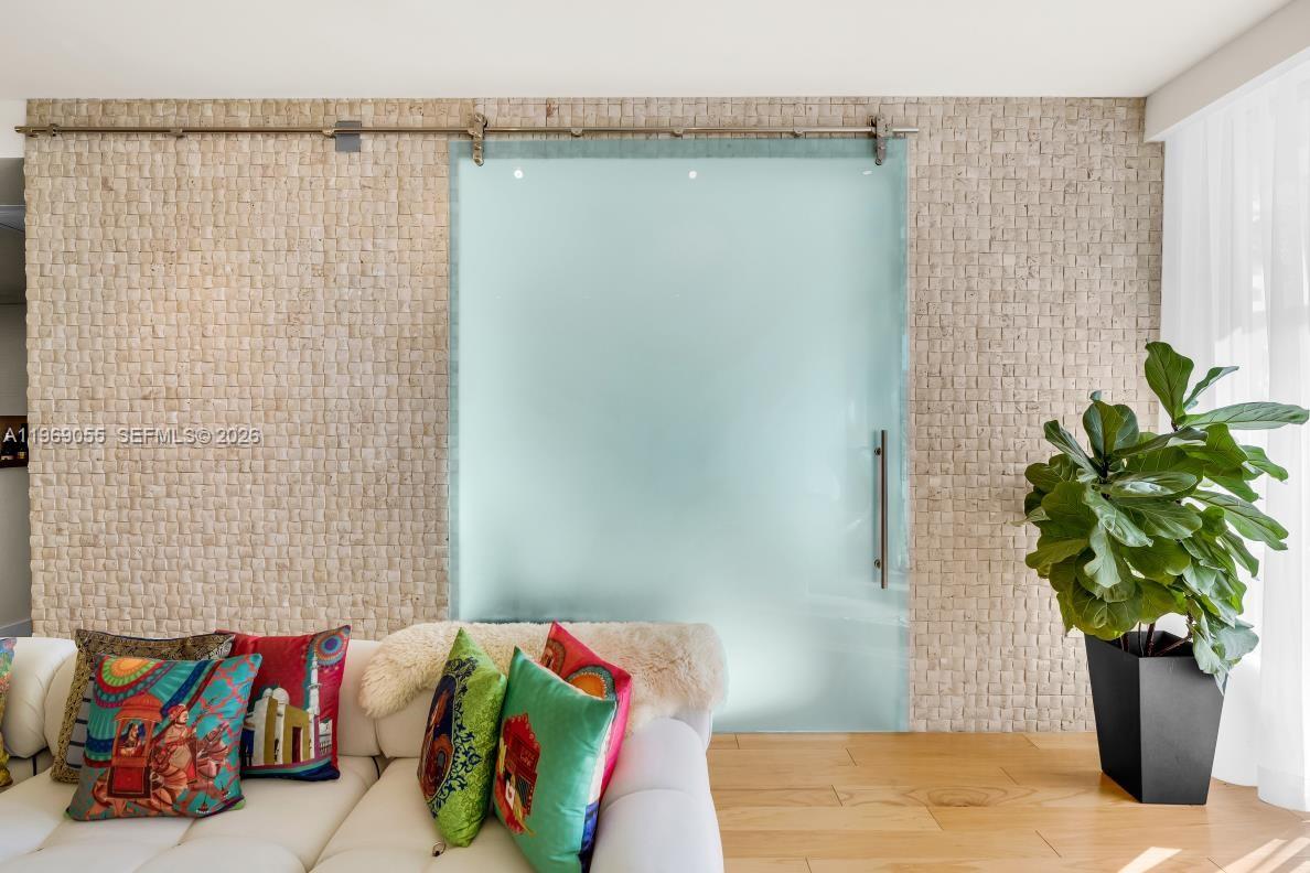 image Harbour House13