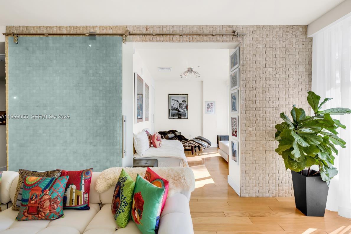 image Harbour House4