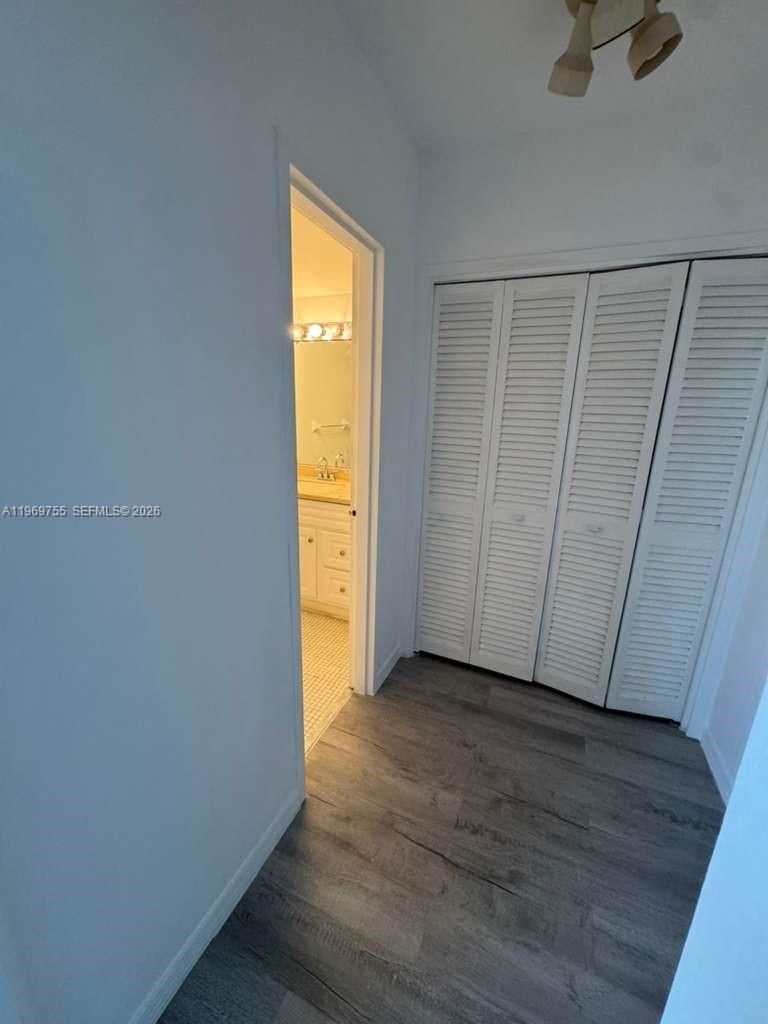 image Mirador 1000 (South Tower)11