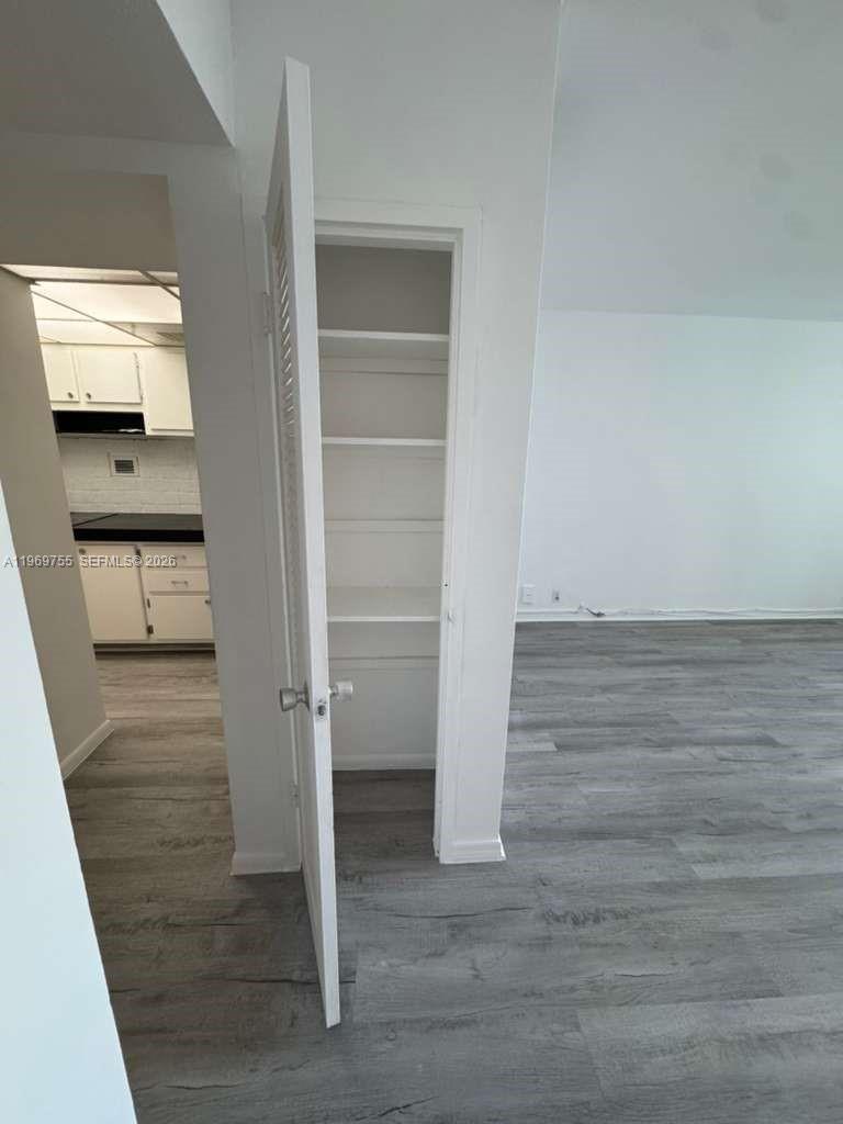 image Mirador 1000 (South Tower)8