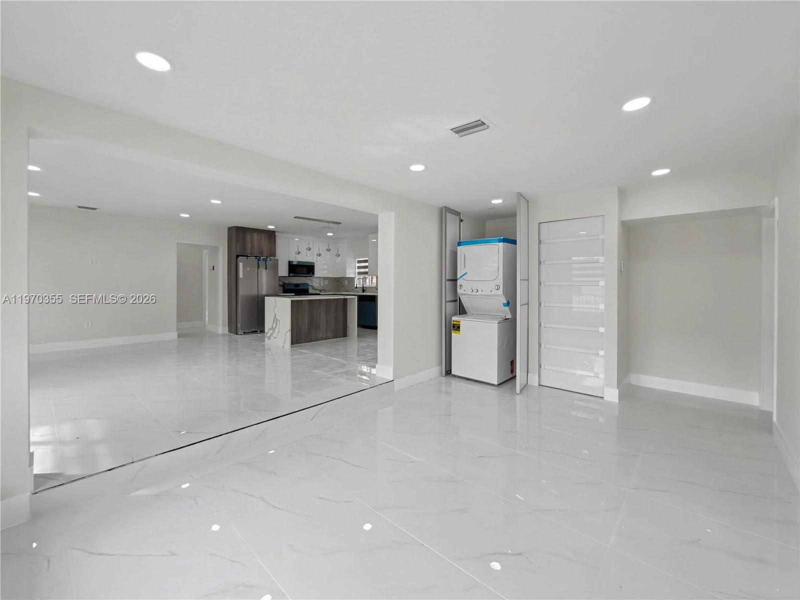 1530 SW 24th Ave Miami, FL 33145