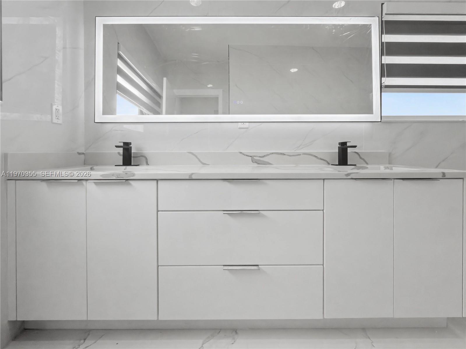 1530 SW 24th Ave Miami, FL 33145