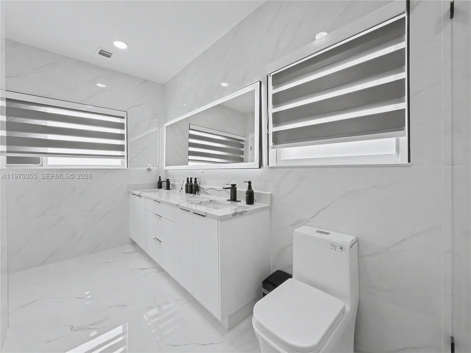 1530 SW 24th Ave Miami, FL 33145