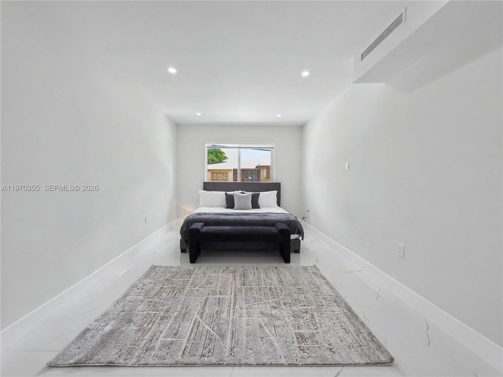 1530 SW 24th Ave Miami, FL 33145