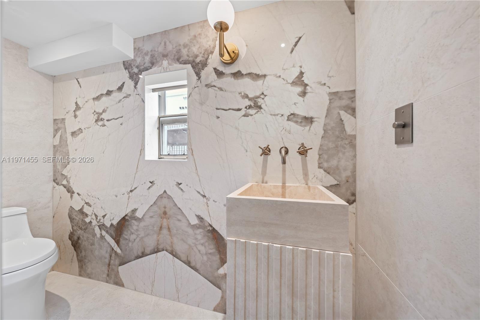 178 NE 45th St Miami, FL 33137