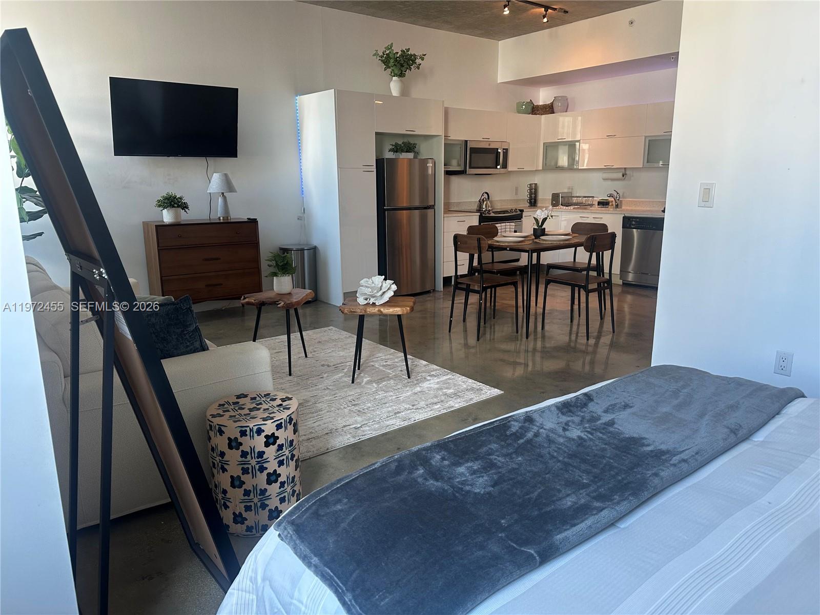 133 NE 2nd Ave #1007 Miami, FL 33132