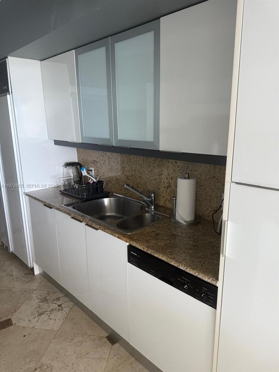 1455 Ocean Dr #1211 Miami Beach, FL 33139