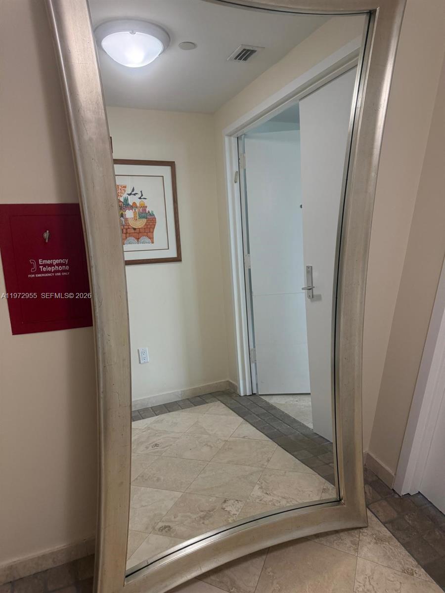 1455 Ocean Dr #1211 Miami Beach, FL 33139