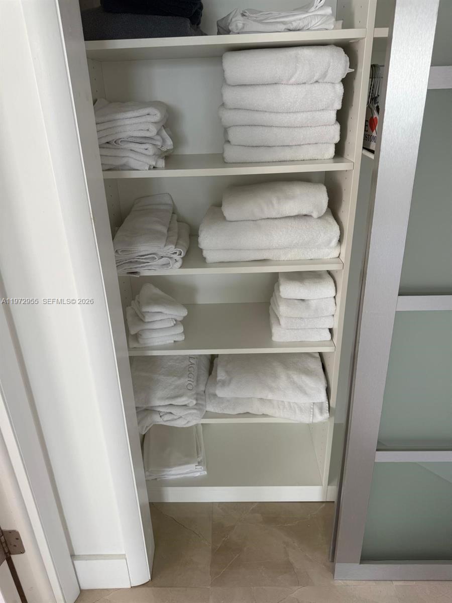 1455 Ocean Dr #1211 Miami Beach, FL 33139