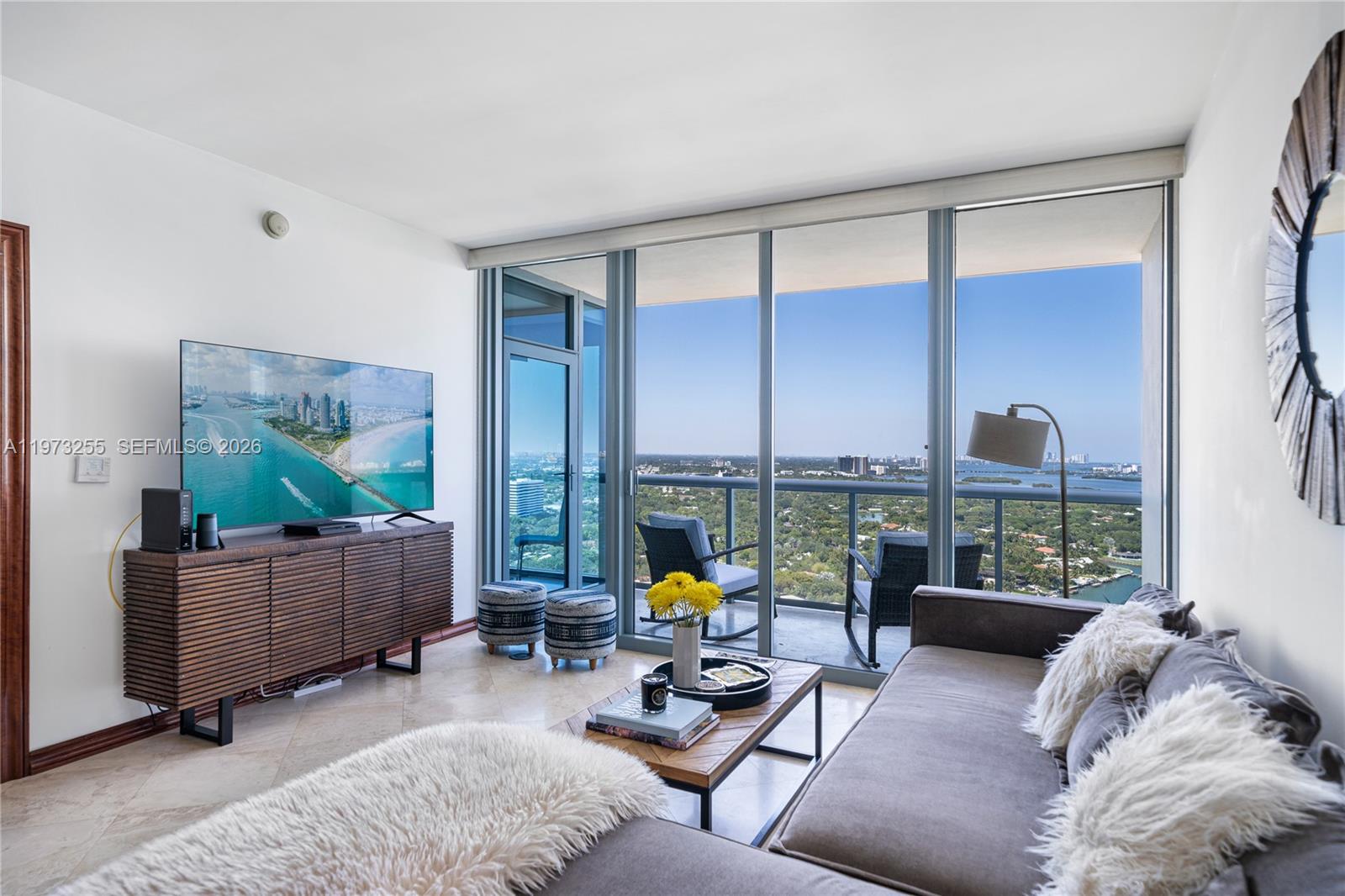 image Blue on the Bay3