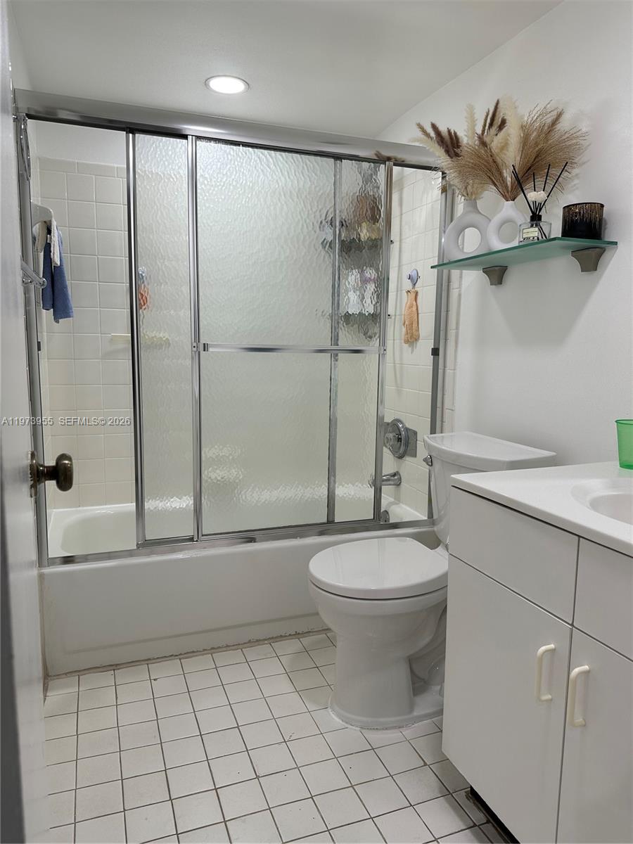 11307 SW 200th St #B-202 Miami, FL 33157