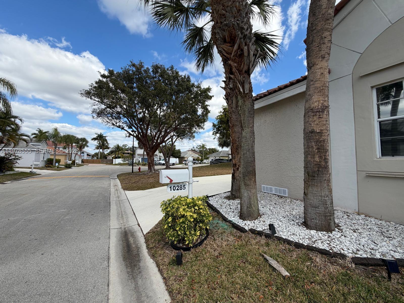 10285 Allegro Dr Boca Raton, FL 33428