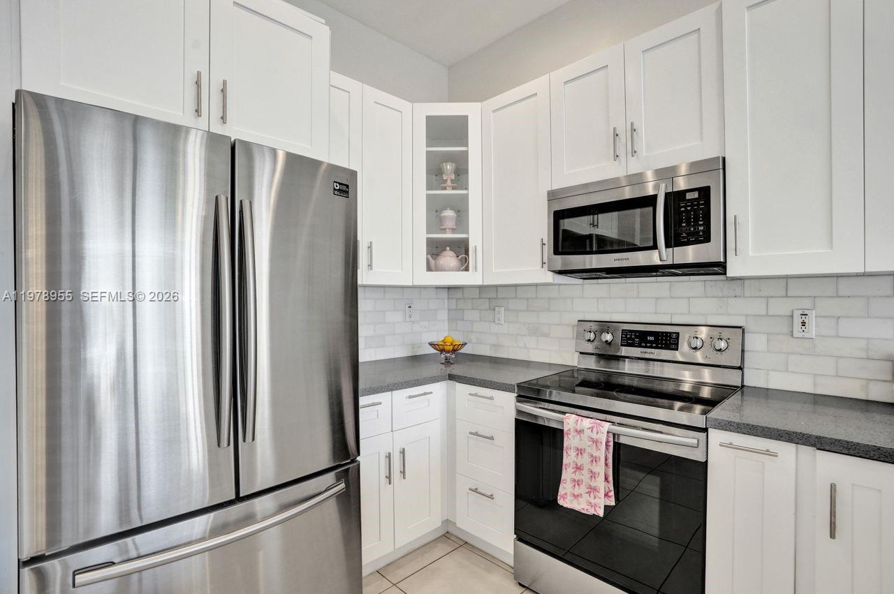 6928 NW 33rd St Margate, FL 33063