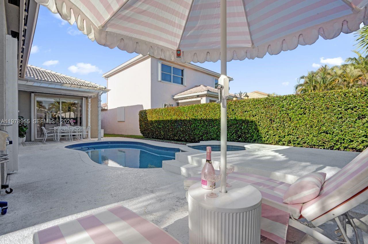 6928 NW 33rd St Margate, FL 33063