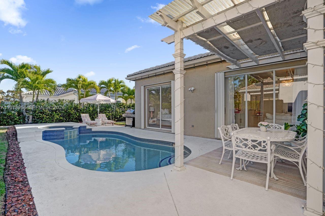 6928 NW 33rd St Margate, FL 33063