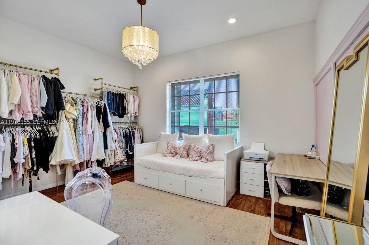 6928 NW 33rd St Margate, FL 33063