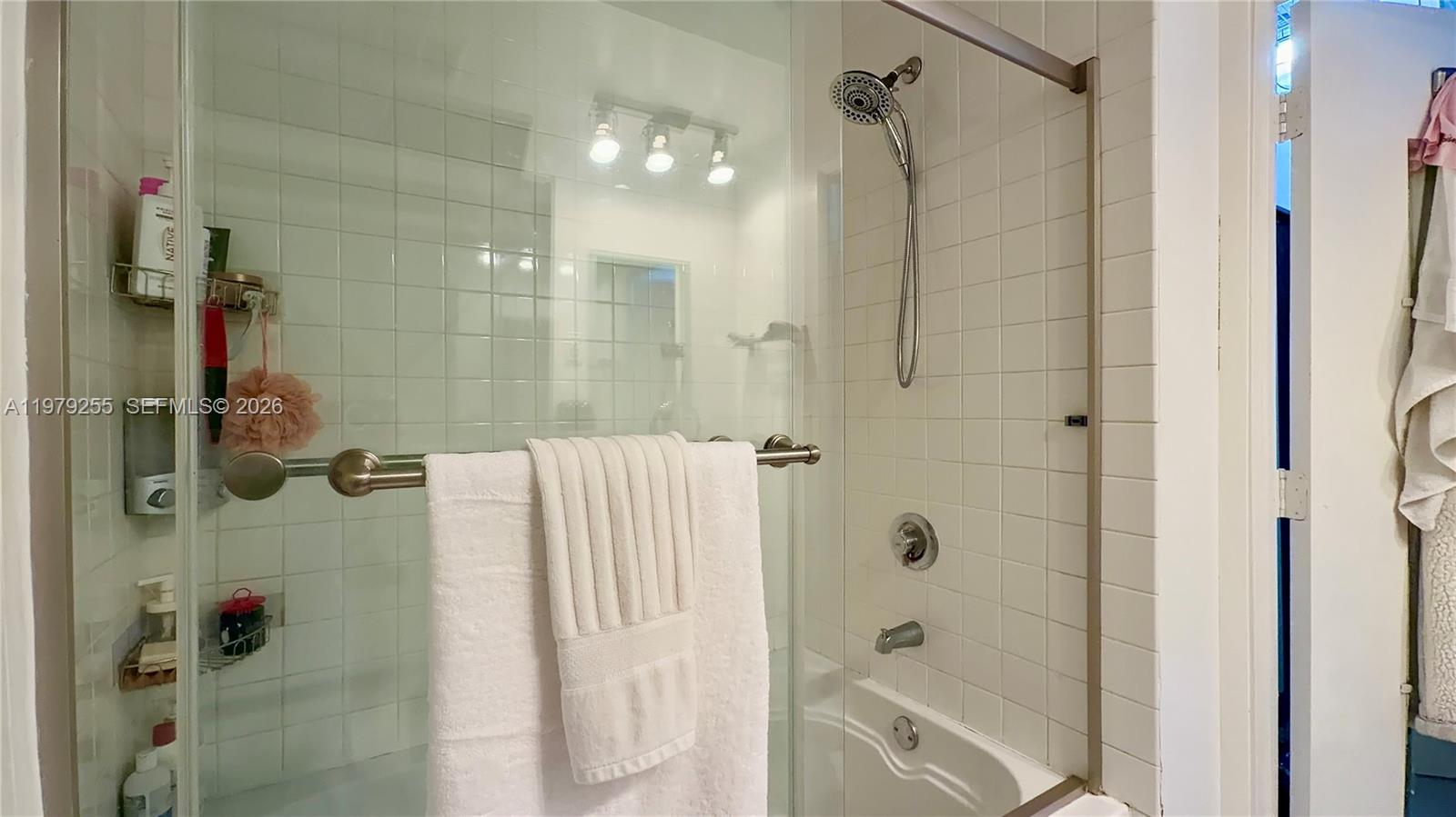 10 SW South Riv Dr #715 Miami, FL 33130