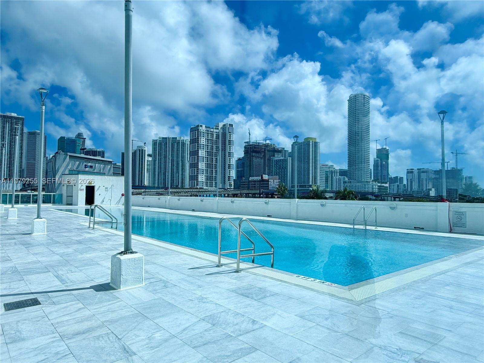 10 SW South Riv Dr #715 Miami, FL 33130