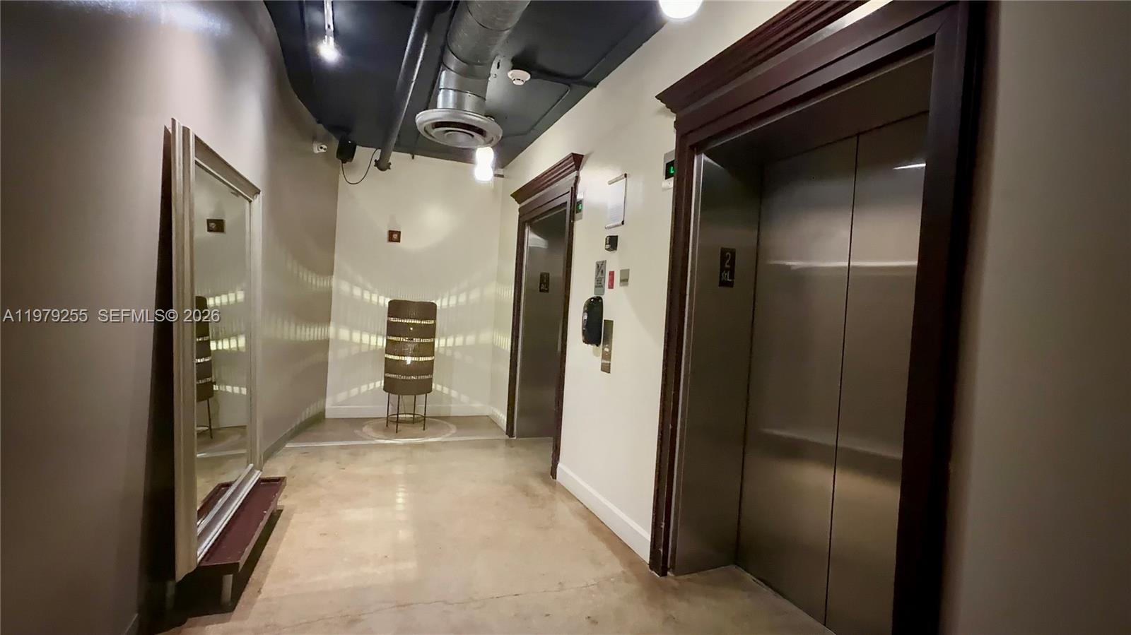 10 SW South Riv Dr #715 Miami, FL 33130