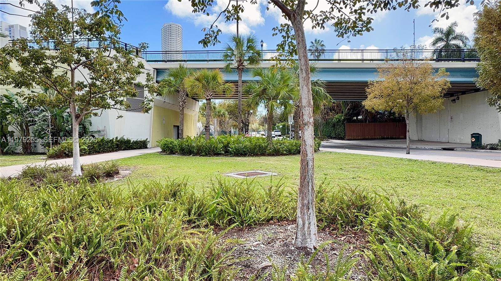 10 SW South Riv Dr #715 Miami, FL 33130