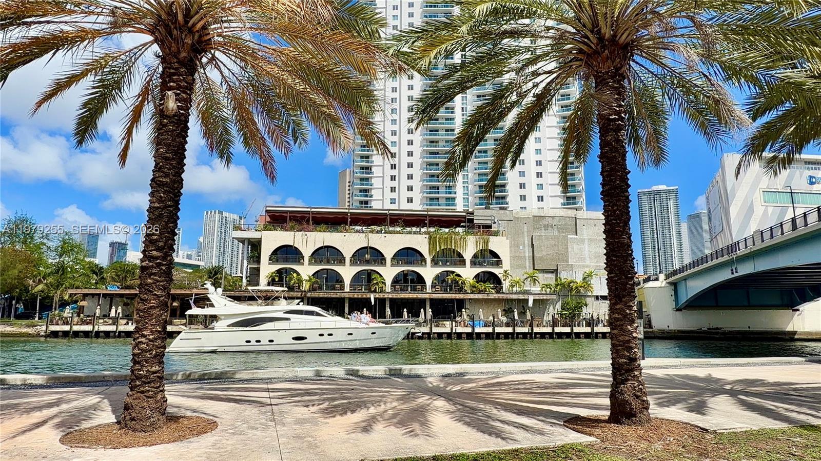 10 SW South Riv Dr #715 Miami, FL 33130