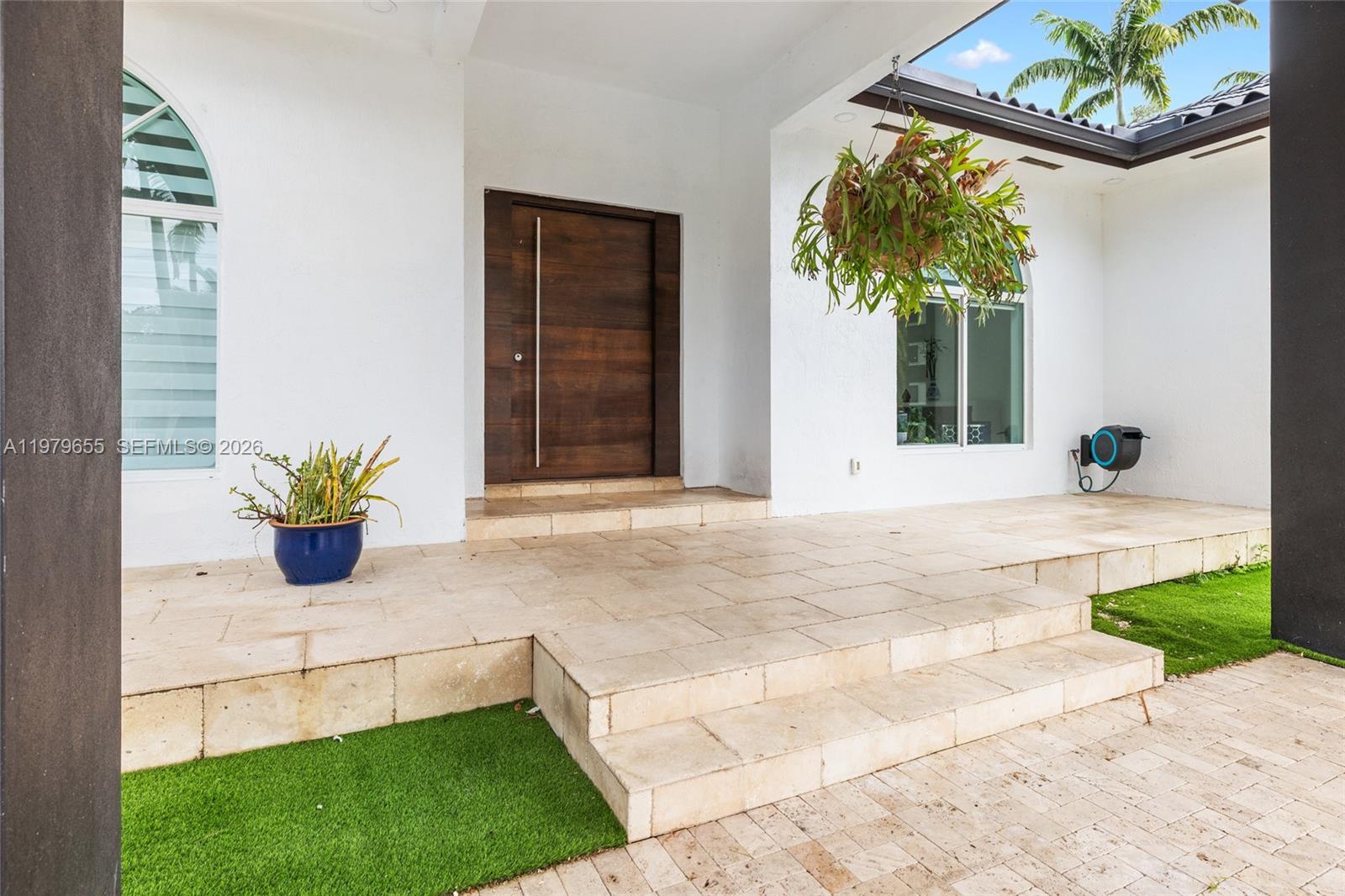 11950 SW 43rd St Miami, FL 33175