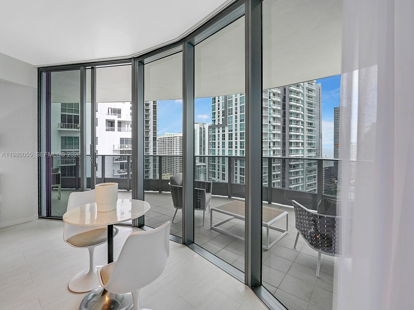 image Brickell Flatiron16