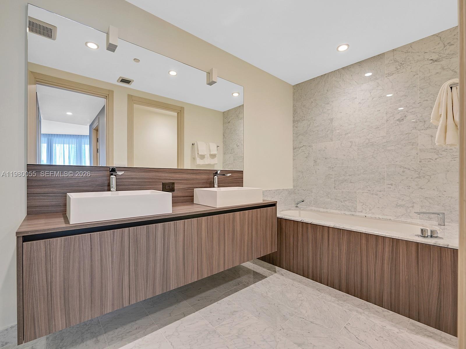 image Brickell Flatiron29