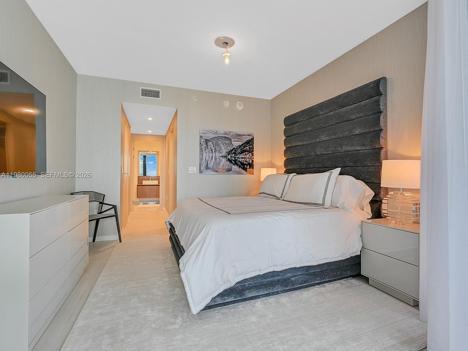 image Brickell Flatiron34