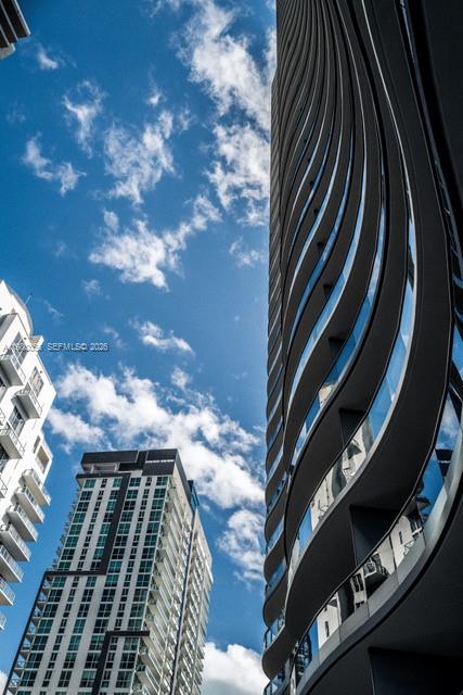 image Brickell Flatiron45