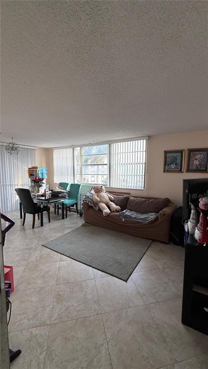 3161 S Ocean Dr #306 Hallandale Beach, FL 33009